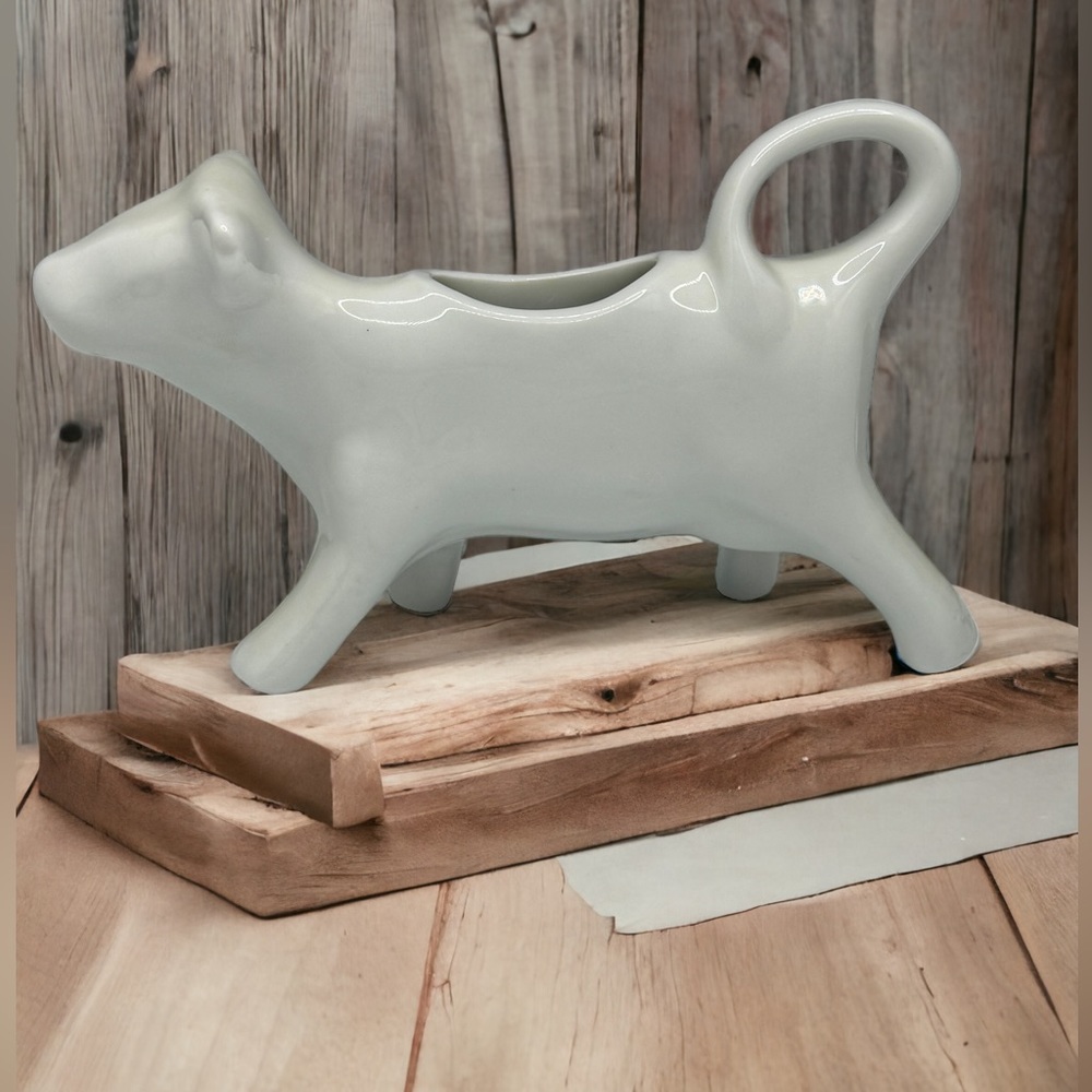 Vintage Cordon Bleu BIA White Cow Creamer